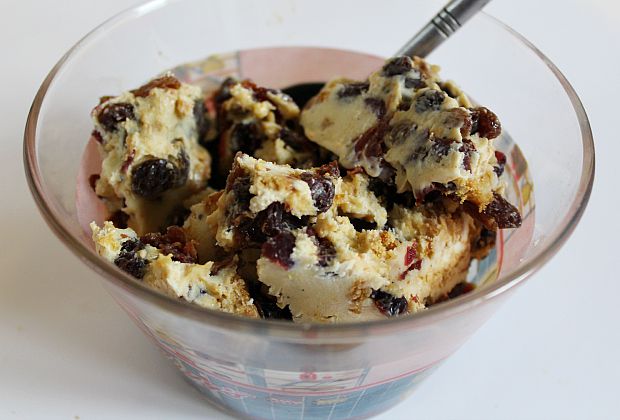 Ice cream in bowl
