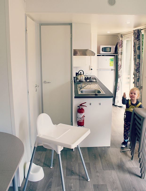 kitchen and extras